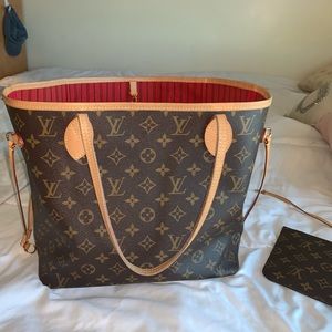 Louis Vuitton Neverfull MM Monogram Canvas Tote